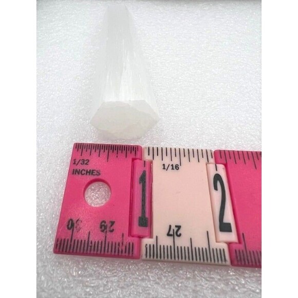 Selenite Point - Picture 4 of 5